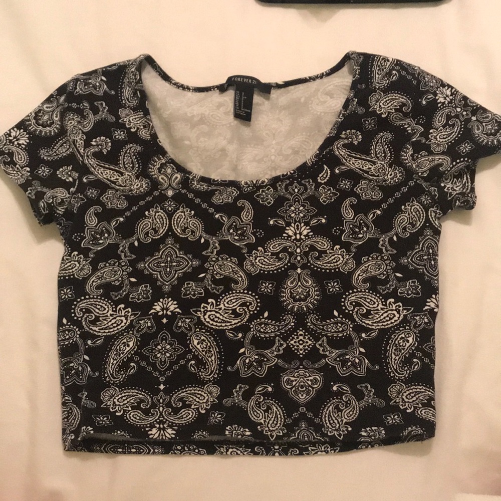 Black and White Crop Top